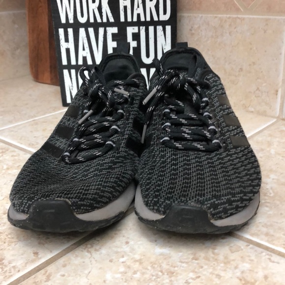 Adidas runners - Picture 1 of 3